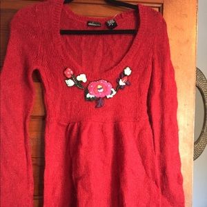 Moda embroidered sweater